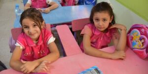 توزيع أكثر من ألف حقيبة مدرسية بلوازمها على التلاميذ المعوزين ببراقي