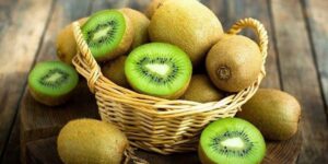 مطبخك الصحي.. الكيوي منافس البرتقال بامتياز