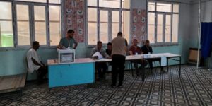 رئاسيات: المواطنون يؤدون واجبهم الانتخابي وسط أجواء تنظيمية محكمة 