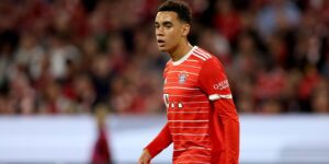 هيربرت هاينر: أنا مُتفائل جداً بأننا سنرى موسيالا في بايرن لفترة طويلة قادمة