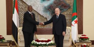 عبد الفتاح البرهان يبعث رسالة تهنئة لرئيس الجمهورية