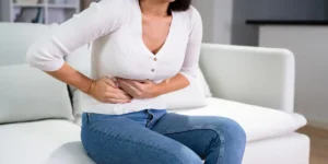 أخبار الصحة.. النساء يعانين من الانتفاخ أكثر من الرجال