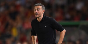 إنريكي: أتمنى ألا أواجه برشلونة مُجدداً