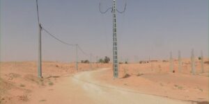 ورقلة.. ربط أكثر من 60 مسكنا بشبكة الكهرباء بحي سيدي بن ساسي