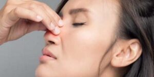 في محاولة لحبسها وتحييدها داخل الأنف.. علماء يبتكرون بخاخا يقضي على الفيروسات