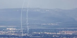 رشقة صاروخية على حيفا.. وسماع دوي انفجارات كبيرة