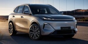 بمحركات الهجينة بقوة 450 حصان.. جيلي “جالاكسي ستارشب 7”