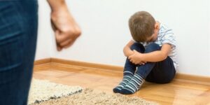 آثار العنف ضد الأطفال  