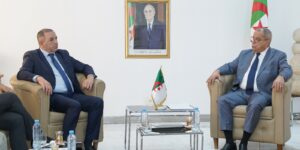 عون يستقبل رئيس كنفيدرالية الصناعيين والمنتجين الجزائريين “CIPA”