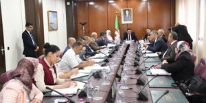 لجنة الشؤون القانونية بالبرلمان تشرع في دراسة أحكام مشروع القانون المتعلق بالإجراءات الجزائية