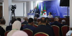 حركة مجتمع السلم تعقد ملتقى حول تسيير الجماعات المحلية