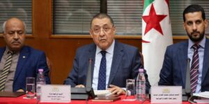 مرّاد يستعرض تدابير جديدة لتحقيق التنمية المتوازنة وتعزيز التحول الرقمي في الجماعات المحلية