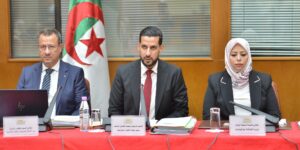 رخروخ: تخصيص 7500 مليار دج لإعادة صيانة وتأهيل الطرق الولائية