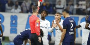 اندهش بشدة من قرار الحكم.. تهور حارث يورط مارسيليا أمام باريس سان جيرمان