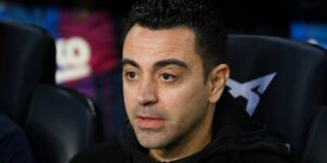 تشافي أقوى المرشحين لتدريب مانشستر يونايتد