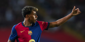 بتصريحات نارية حول التحكيم.. لامين يامال يثير الجدل