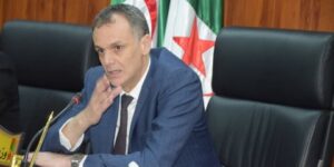 حماد يتحدث عن أهمية التكوين المستمر لإطارات القطاع