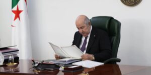 رئيس الجمهورية يترأس اجتماعا لمجلس الوزراء