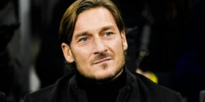 توتي: حذرت دي روسي من مصير مشابه لمصير مورينيو مع روما