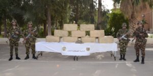 إحباط إدخال أزيد من 12 قنطارا من الكيف المعالج عبر المغرب وتوقيف 37 تاجر مخدرات