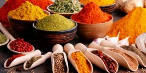 تعزز التمثيل الغذائي وتدعم جهاز المناعة.. توابل لا تستغني عنها في مطبخك