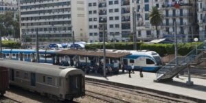 تعديل توقيت انطلاق القطار الأول خط الجزائر – العفرون