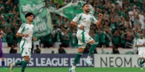 رياض محرز يوقع ثنائية في مرمى الشرطة العراقي