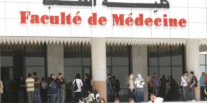 وزارة التعليم العالي تؤكد التكفل بمجمل المطالب الـ9 التي رفعها طلبة العلوم الطبية في لائحتهم الوطنية