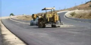 سطيف.. مشروع صيانة 17 كلم من الطرق الولائية يرى النور