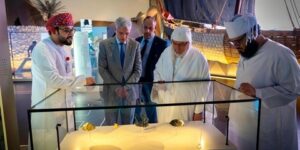 عميد جامع الجزائر يزور متاحف ومناطق أثريّة بسلطنة عمان