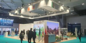 سونلغاز تسلط الضوء على مشاريعها في مجال الطاقة المتجددة والهيدروجين