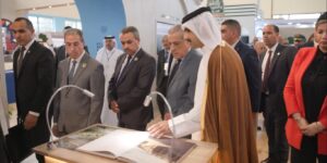 الوزير الأول: رئيس الجمهورية يولي أهمية خاصة للثقافة ولرجال الفكر وللكتاب