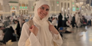 إيمان الشريف تعلن ارتداءها الحجاب