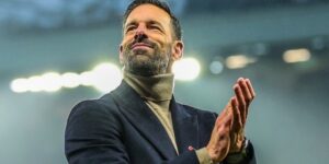 فان نيستلروي خيار جاد لتدريب نادي هامبورغ