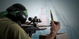 في توثيق لعملياتها.. القسام تقنص جنديا صهيونيا وتستهدف آخر بقذيفة أفراد