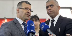 الوكالة الجزائرية لترقية الاستثمار تعلن عن إنشاء أقطاب لإنتاج اللوازم المدرسية