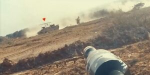 القسام تدمر ناقلة جند “إسرائيلية” وتوقع طاقمها بين قتيل وجريح برفح