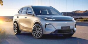 جيلي جالاكسي ستارشب 7 الهجينة