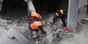 الدفاع المدني يستنكر مزاعم الاحتلال بقصف مركزه بالنصيرات