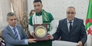 معسكر.. تكريم بطل الرياضة العسكرية بلعرج بوعلام