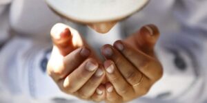 الثقة بالله في مواجهة التحديات