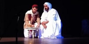 سبعينية الثورة التحريرية.. مسرحية “ثائرون” سيرة الشهيد أرزقي أولبشير