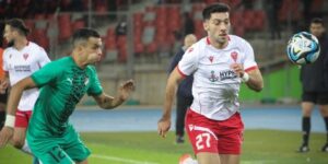 الرابطة المحترفة الأولى لكرة القدم.. “الحمراوة” يلتصقون بالريادة