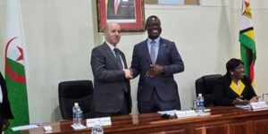 الجزائر وزمبابوي.. خطوة جديدة نحو شراكة استراتيجية لتعزيز التعاون الإفريقي