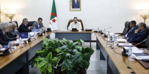 مجلس الأمة : الفوج المكلف بالنظر في المشروعين التمهيديين لقانوني البلدية والولاية يباشر أشغاله