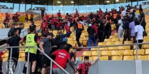 إدارة اتحاد الجزائر تندد بالاعتداءات على الأنصار واللاعبين في داكار