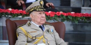 الاتحاد العربي للرياضة العسكرية يكرّم الفريق الأول شنقريحة