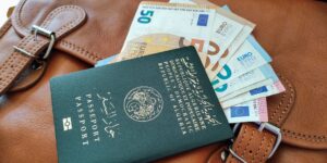 الزيادة المعتبرة في منحتي السياحة والحج ستخفف الضغط على المواطنين الراغبين في السفر الى الخارج