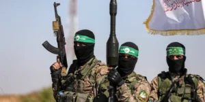 “القسام” تعلن تنفيذ عملية طعن بالسكاكين جديدة في مخيم جباليا شمال قطاع غزة