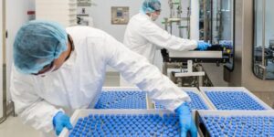 الجزائر في الطريق لتصبح مركزًا عالميًا في صناعة الأدوية والعلاج بالخلايا